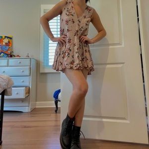 FLOWERY WET SEAL FLOWY DRESS